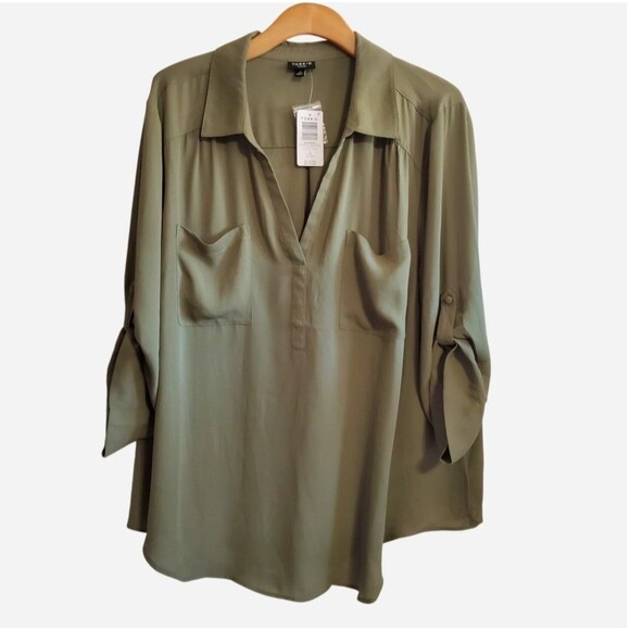 torrid Tops - Torrid Harper Georgette Green Pullover top Roll Tab Sleeve size 3X Office Casual